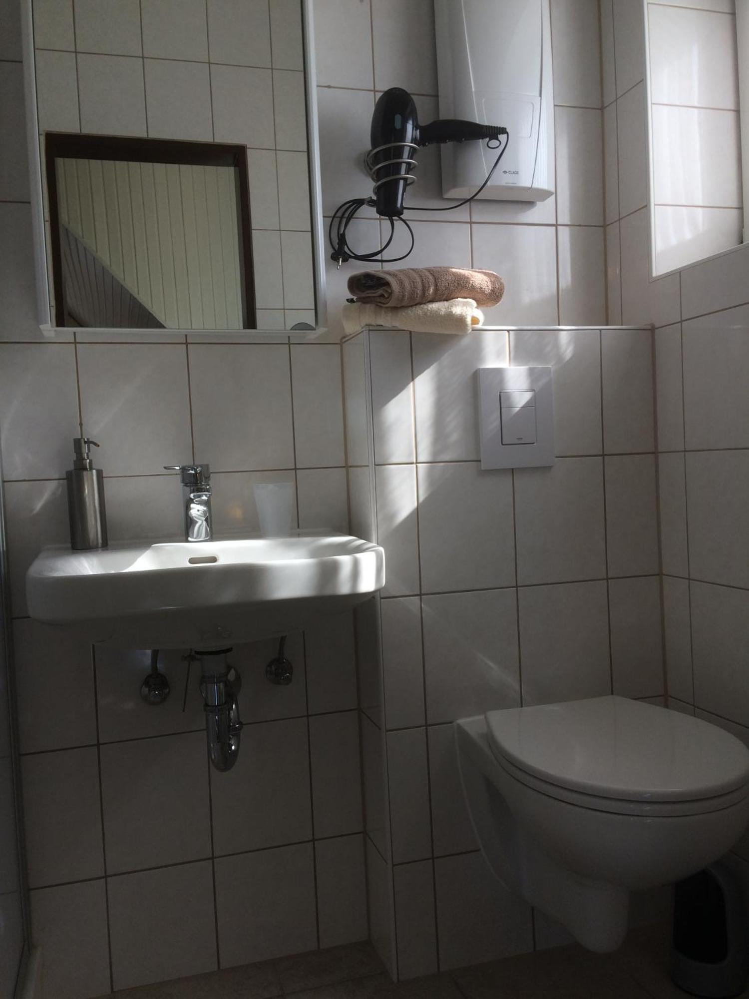 Huus Stoertebeker Bed & Breakfast Dornumersiel Ruang foto